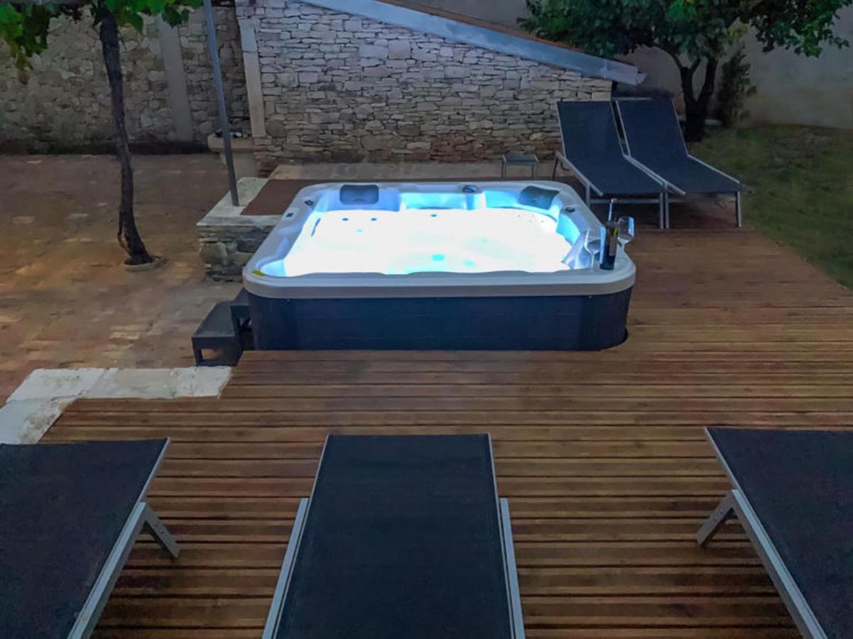 Studios Barre With Jacuzzi Rovinj Exteriér fotografie
